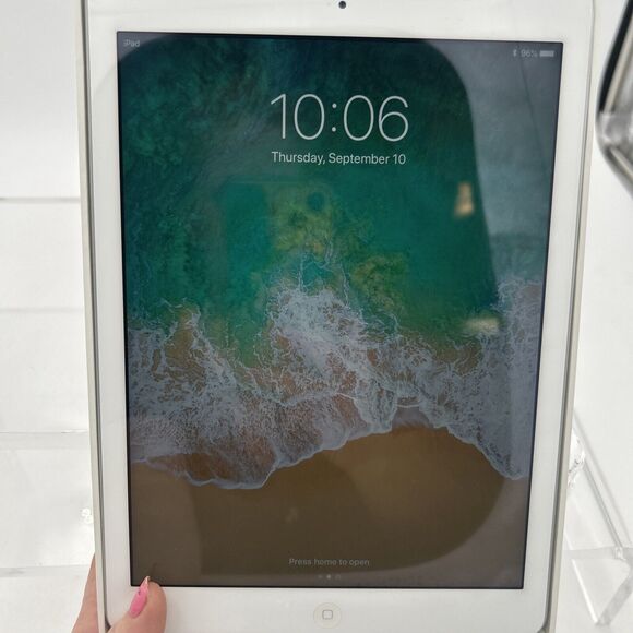 APPLE IPAD AIR 1st GEN| MD788LL/B | 9.7" | 16GB | WIFI | SPACE GRAY EUC/Box (#3) - Picture 8 of 13